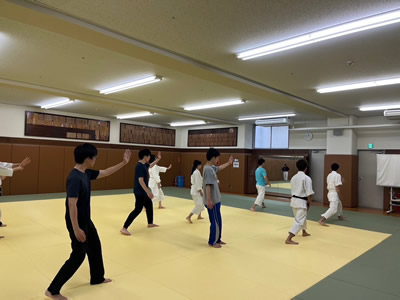 早稲田大学　スポーツ合気道クラブ