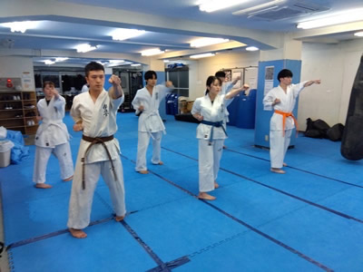 極真空手同好会